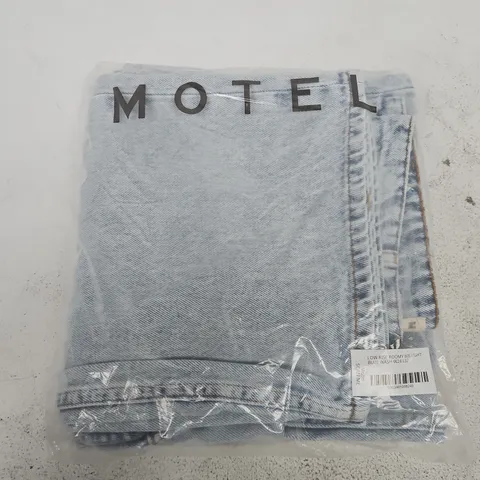 BAGGED MOTEL LOW RISE ROOMY 80 LIGHT BLUE WASH JEANS - W24/L32