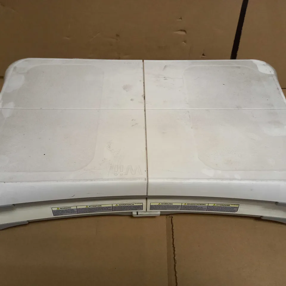 LOT OF 2 NINTENDO WII BALANCE BOARDS