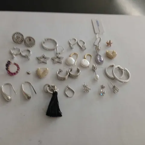 APPROXIMATELY 28 ASSORTED STERLING SILVER EARRINGS