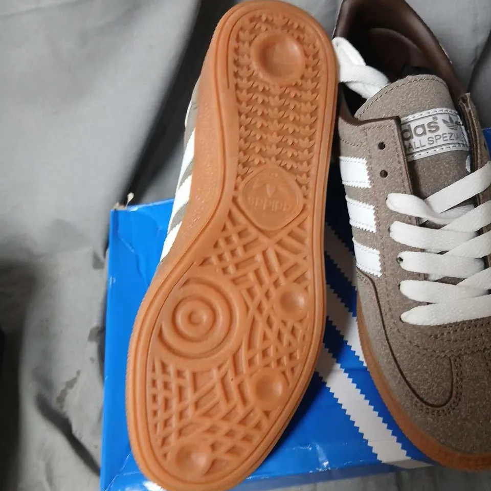 ADIDAS HANDBALL SPEZIAL SNEAKERS – BROWN SUEDE WITH WHITE STRIPES, UK 3.5