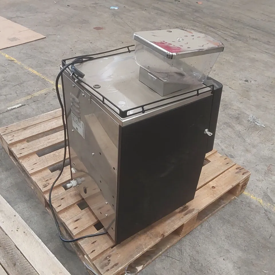 AZKOYEN COMMERCIAL COFFEE MACHINE
