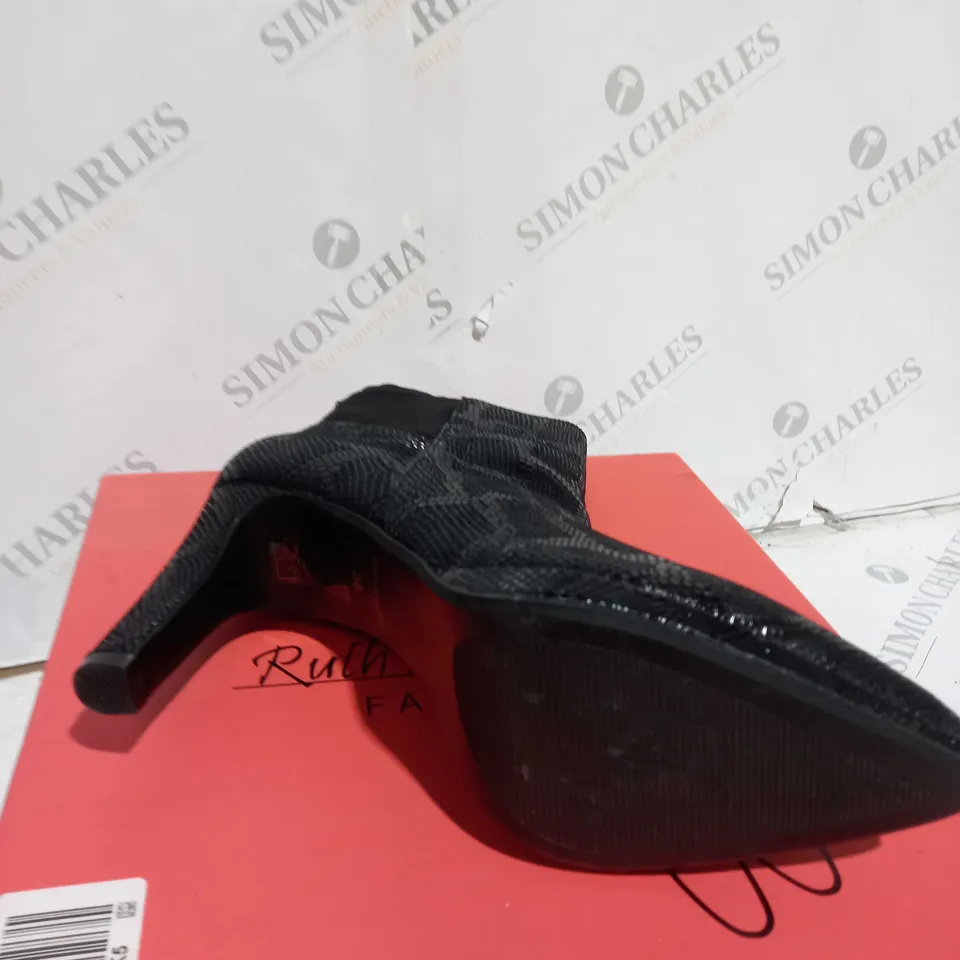 RUTH LANGSFORD PLATFORM LEATHER ANKLE BOOT - BLACK SNAKE - UK 5