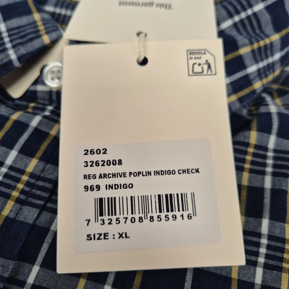 GANT INDIGO CHECK POPLIN SHIRT – XL