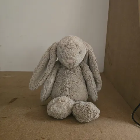 JELLYCAT LONDON GREY BUNNY PLUSH WITH BLUE DRAWSTRING BAG