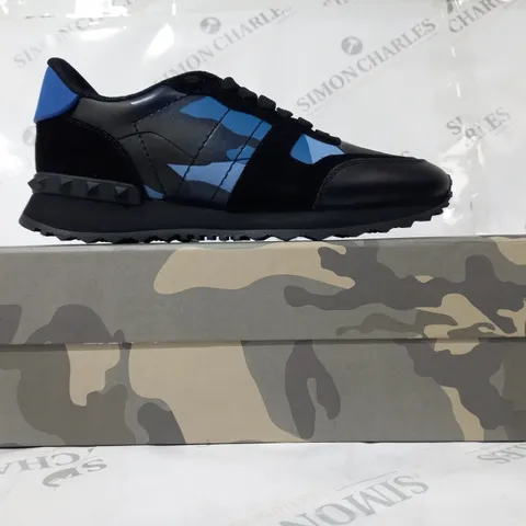 BOXED PAIR OF VALENTINO GARAVANI SHOES IN BLACK/BLUE CAMO EU SIZE 42