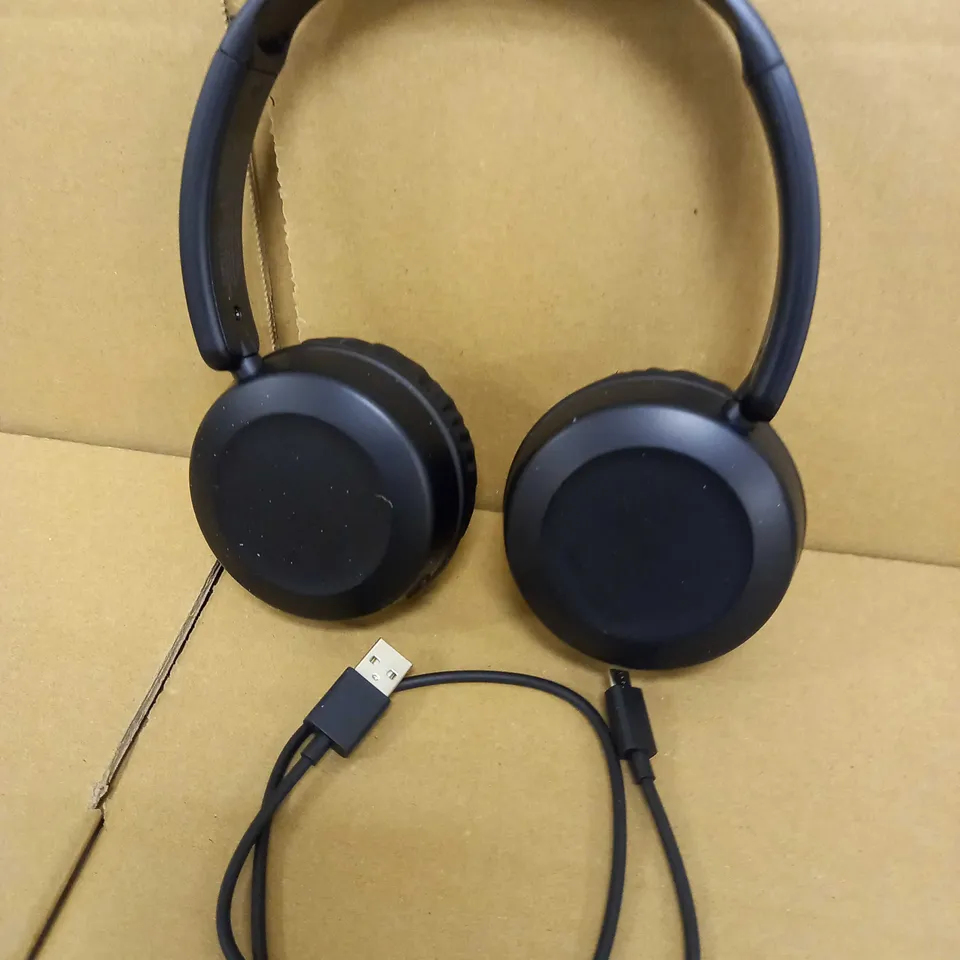 JVC DEEPBASS WIRELESS / SANS FIL HEADPHONES
