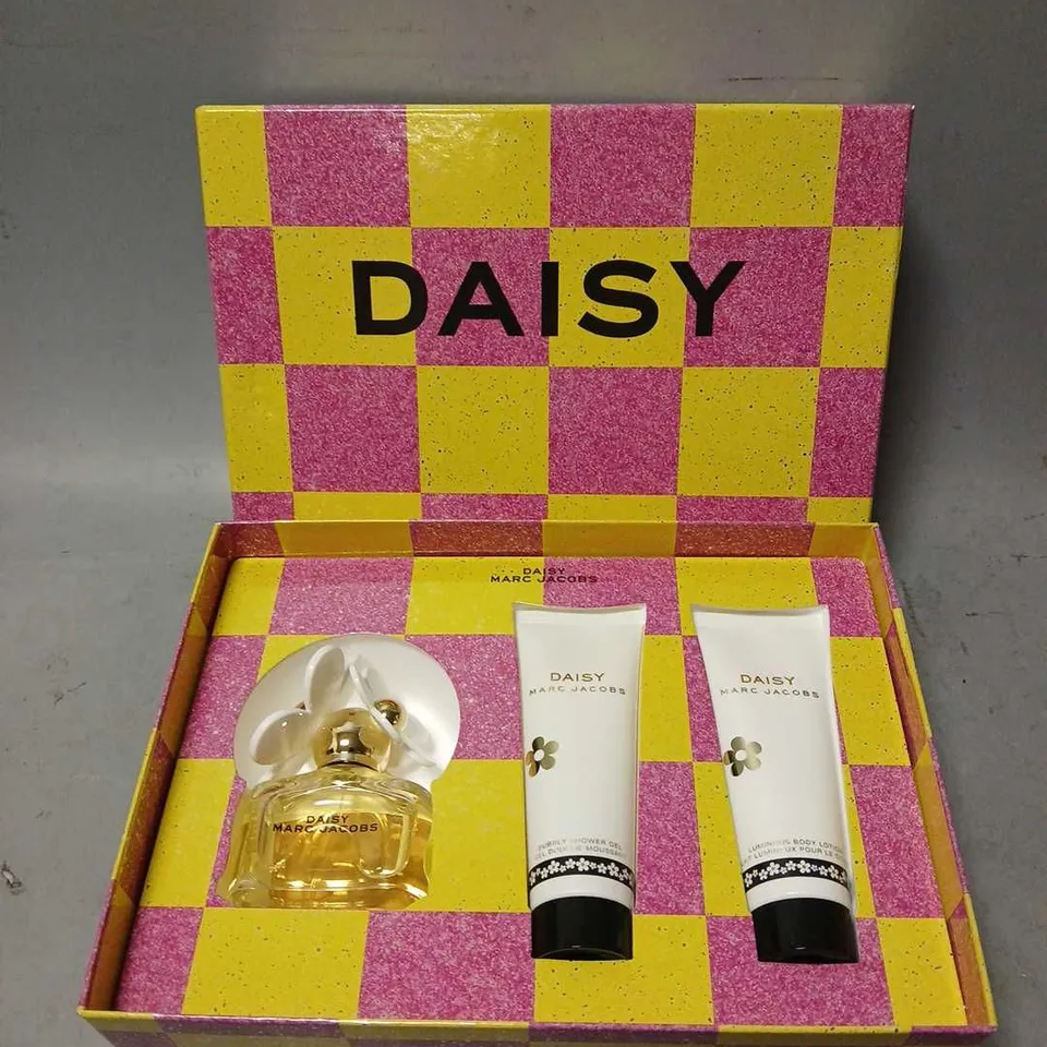 BOXED MARC JACOBS DAISY FRAGRANCE GIFT SET