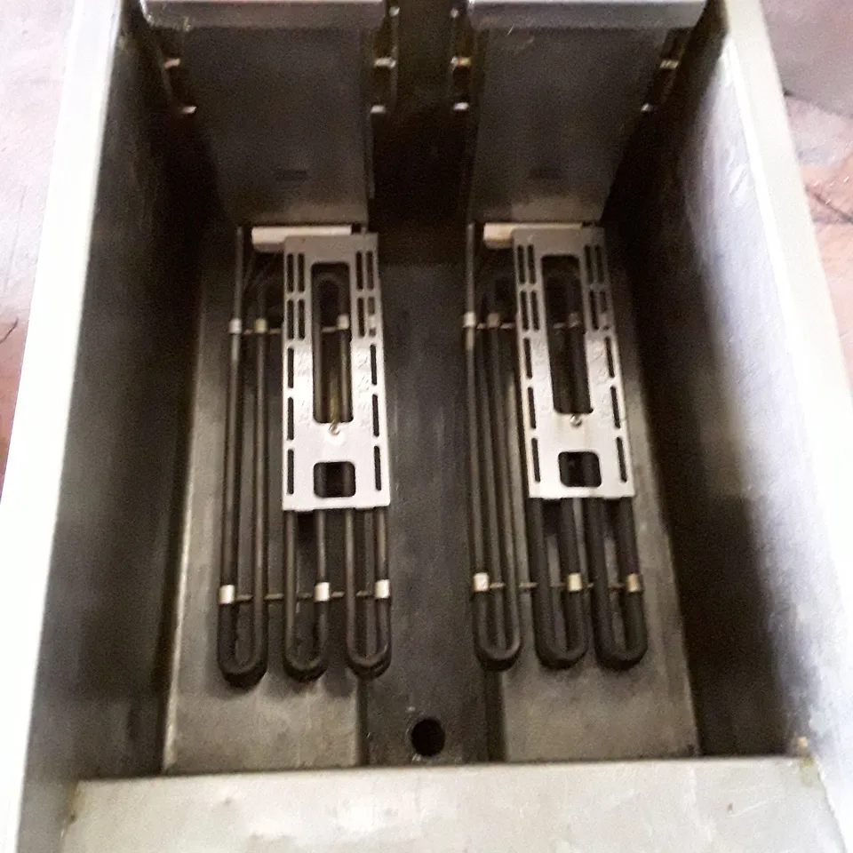 LINCAT OPUS SINGLE DEEP FAT FRYER
