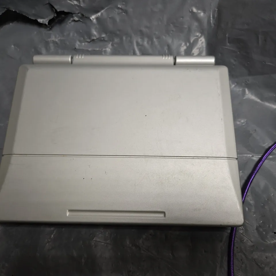 PVS3377 PORTABLE DVD PLAYER WITH RECHARGEABLE BATTERY