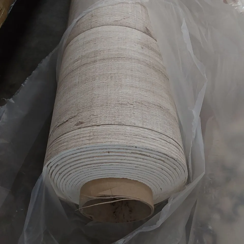 ROLL OF QUALITY ATLAS FAIR OAKS VIYNL // SIZE: APPROXIMATELY 2 X 6.8m
