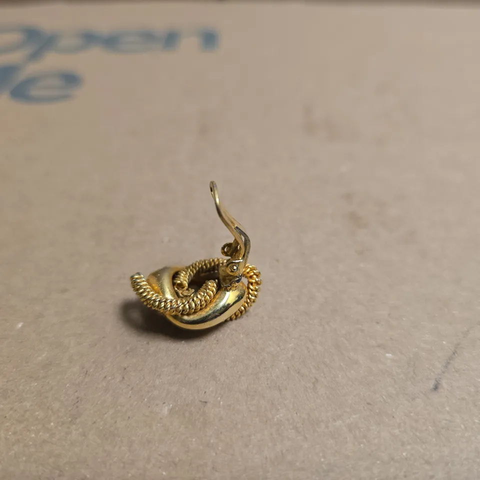 GOLD TONE KNOTTED CUFFLINKS ON HARRODS BRANDED CARD