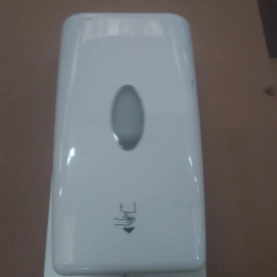 LARGE QUANTITY OF WALL HUNG SOAP DISPENSERS