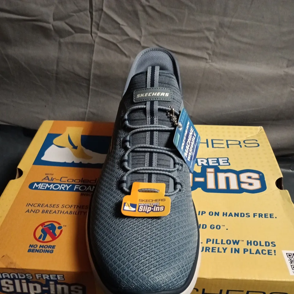 BOXED PAIR OF SKECHERS HANDS FREE SLIP-INS MEN'S SHOES – UK SIZE 12 