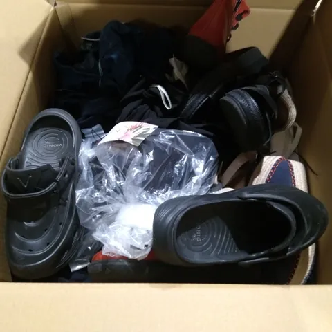 LARGE QUANTITY OF ASSORTED CLOTHING ABD ACCESSORIES