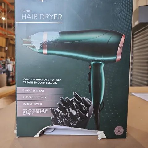 IONIC HAIR DRYER