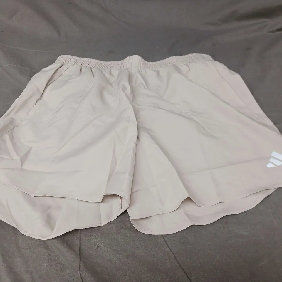 ADIDAS LOGO RUNNING SHORTS - SIZE L