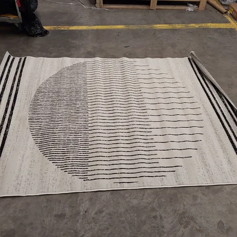 CORUM BLACK/ OFF-WHITE RUG // 5' X 7'