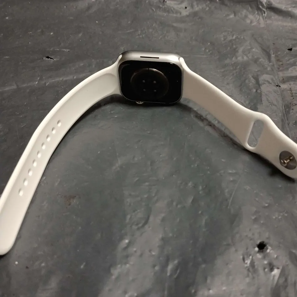 APPLE SMART WATCH SERIES 9, WHITE. UNBOXED