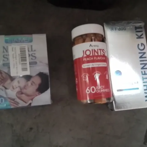 PALLET CONTAINING A LARGE QUANTITY OF PHARMACY PRODUCTS TO INCLUDE;NASAL STRIPS,GINGER JOINT EXTRACTS GUMMIES,TEETH WHITENING KIT