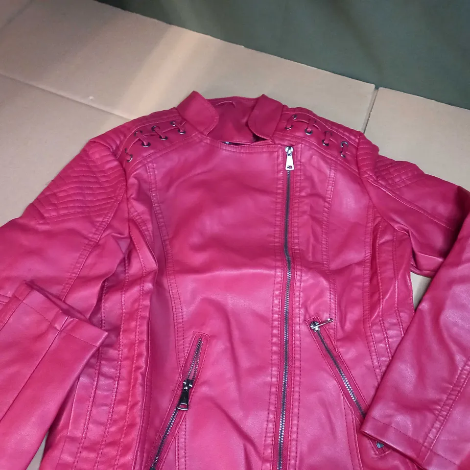 DESIGNER RED FAUX LEATHER BIKER STYLE JACKET - MEDIUM