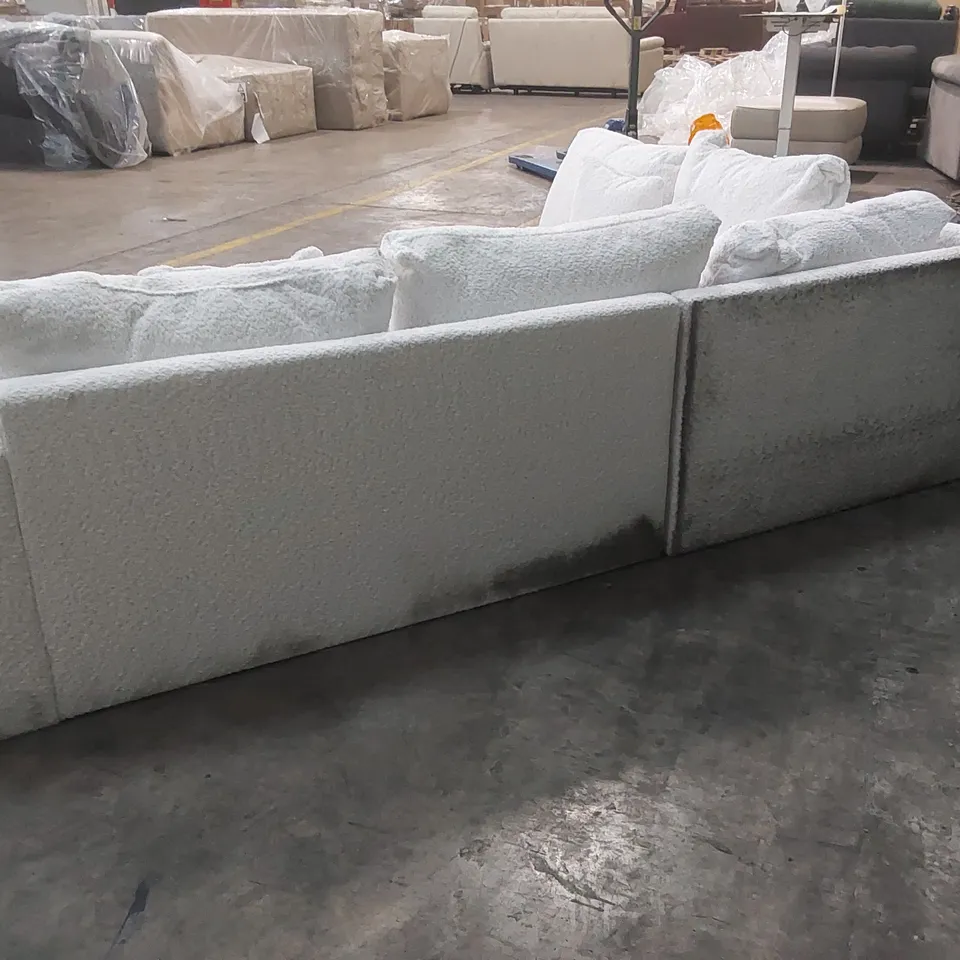 QUALITY DESIGNER FABRIC UPHOLSTERED WHITE CORNER SOFA