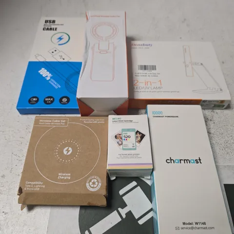APPROXIMATELY 10 ASSORTED ELECTRICAL PRODUCTS TO INCLUDE TURBO FAN, USB CABLE, POWERBANK ETC 