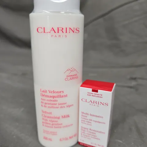 2 CLARINS PRODUCTS TO INCLUDE VELVET CLEANSING MILK 200ML & SUPER RESTORATIVE DAY CREAM 5ML