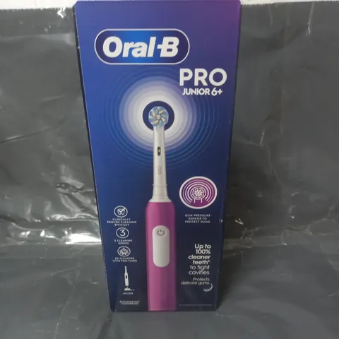 BOXED AND SEALED ORAL B PRO JUNIOR 6+ ELECTRIC TOOTHBRUSH