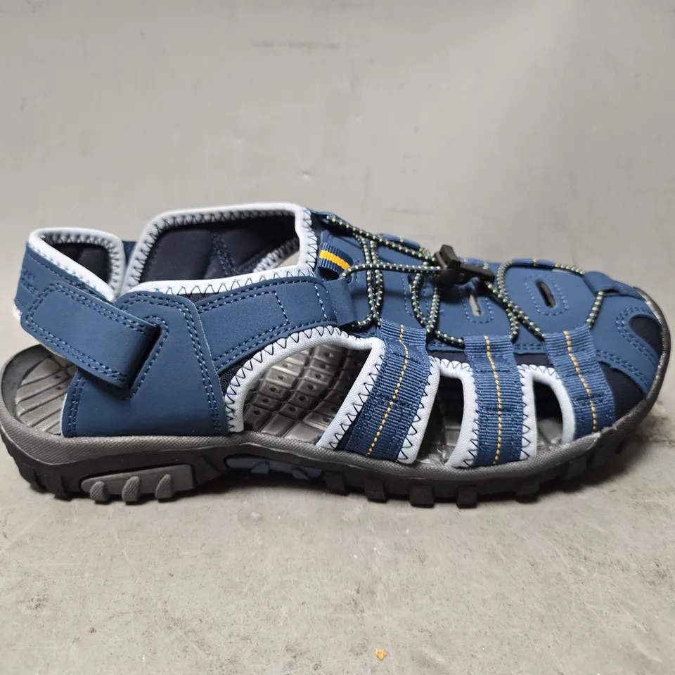 MOUNTAIN WAREHOUSE TREK SHANDAL - UK 7 