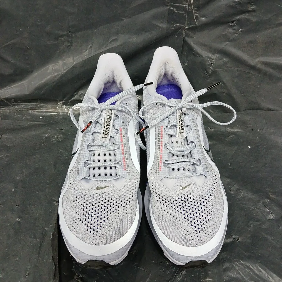 UNBOXED PAIR OF NIKE PEGASUS TRAINERS - UK SIZE 10