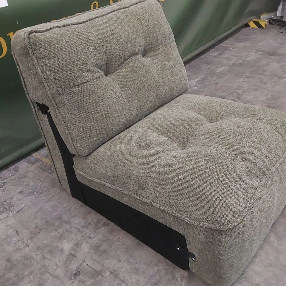 QUALITY DESIGNER ITALIAN MADE GRAVINA ARMLESS CHAIR/SOFA PIECE