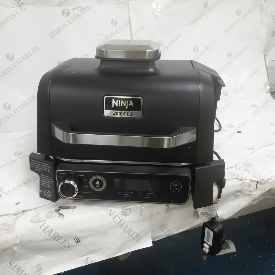 NINJA WOODFIRE ELECTRIC BBQ GRILL AND SMOKER