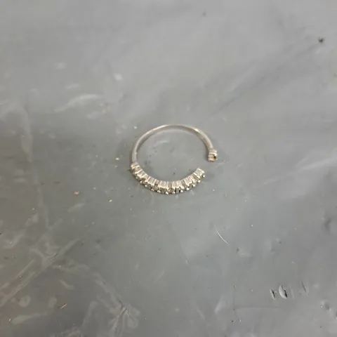 UNBOXED MOISSANITE 9CT GOLD 1/2 CARAT EQ MOISSANITE 7 STONE ETERNITY RING - L