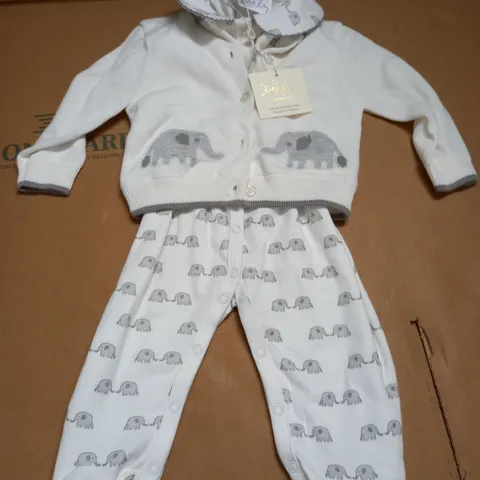 RACHEL RILEY LONDON BABYGROW AND CARDIGAN WITH ELEPHANT DETAIL - 6 MONTHS