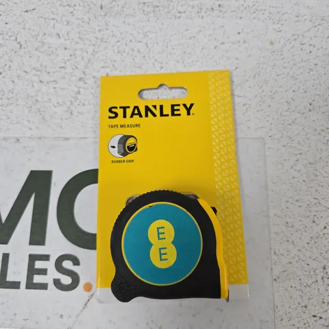 STANLEY TAPE MEASURE WITH RUBBER GRIP β YELLOW/BLACK