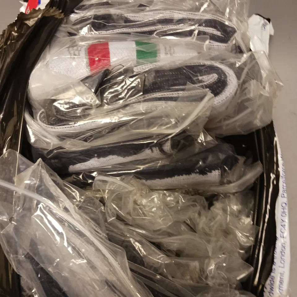 14 X ADIDAS ITALY RUGBY SUPPORTERS SCARVES 