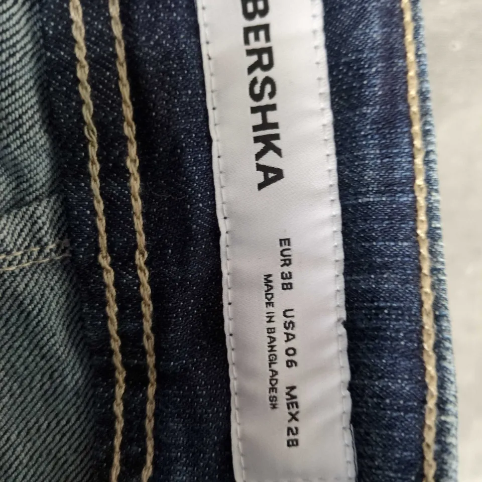 BERSHKA DENIM SHORTS, UK 10 (EU 38) – FRINGED HEM