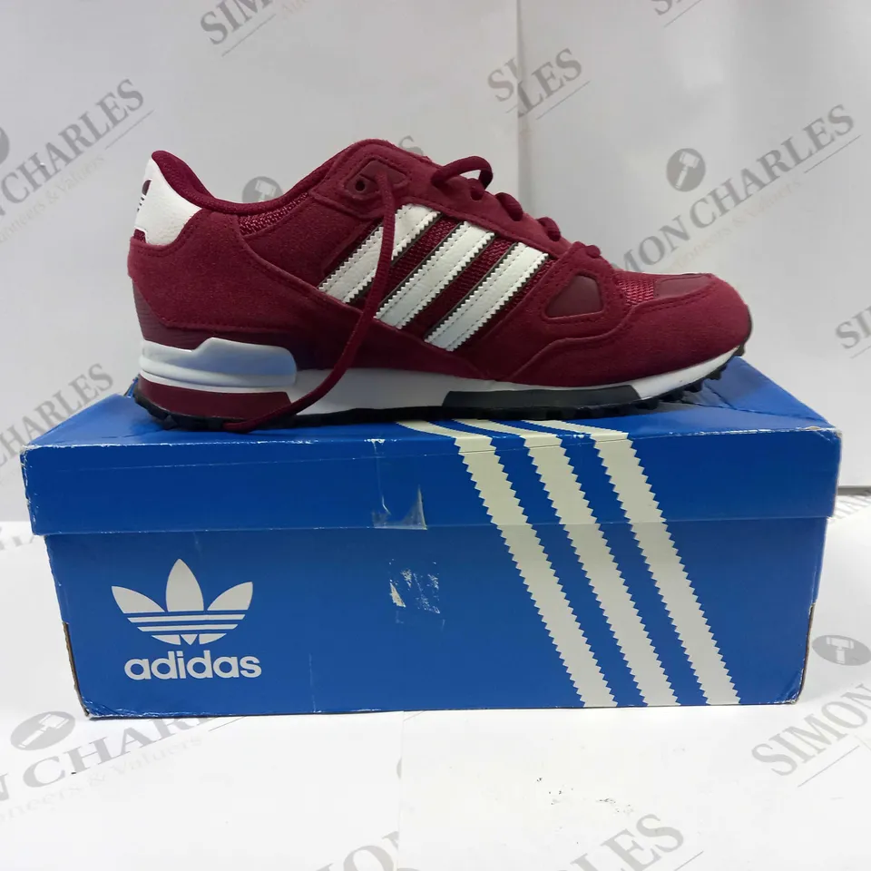 BOXED PAIR OF ADIDAS ZX 750 BURGUNDY WHITE GUM GY7513 TRAINERS UK SIZE 7 