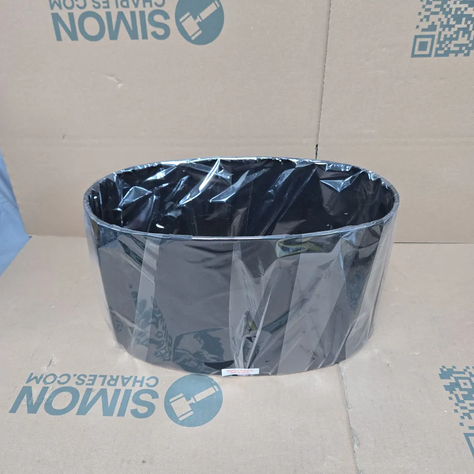 GOLD STYLE TABLE LAMP WITH CORD, BLACK SHADE BOXED