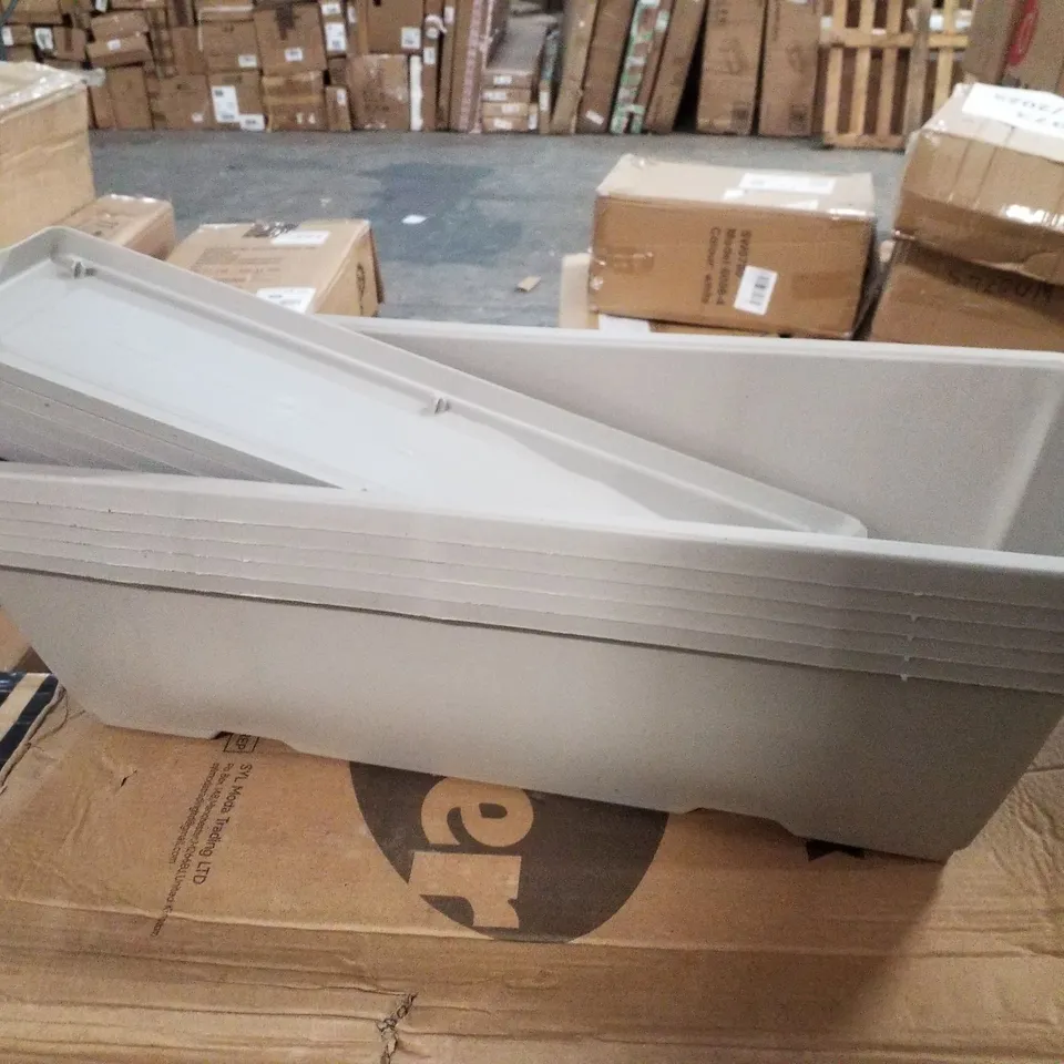 BOXED SET OF 5 GREY POT TROUGHS