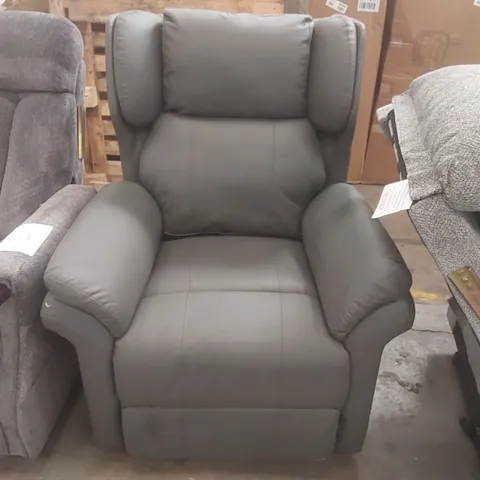 QUALITY DESIGNER FAUX LEATHER UPHOLSTERED ELECTRIC RECLINING ARMCHAIR
