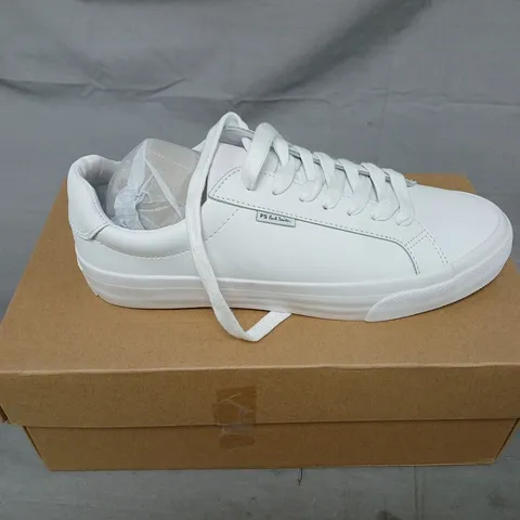 PAUL SMITH WHITE LEATHER SNEAKERS. SIZE UK 7