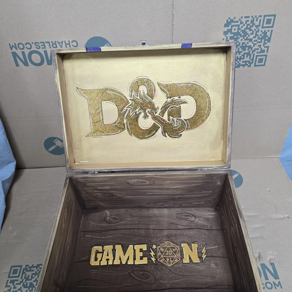 DECORATIVE WOODEN STORAGE CHEST WITH 'GAME ON' LID ART