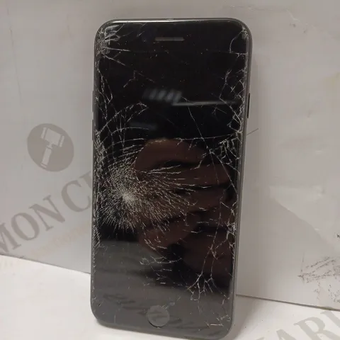 APPLE IPHONE 7 (A1778) SMARTPHONE
