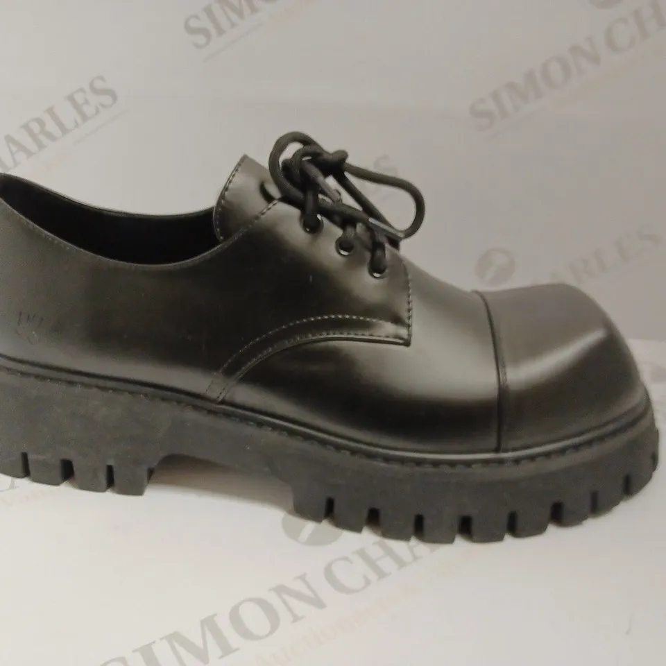 KOI VEGAN THE CORRUPTER MEN'S SQUARE TOE SHOES - SIZE UNKNOWN