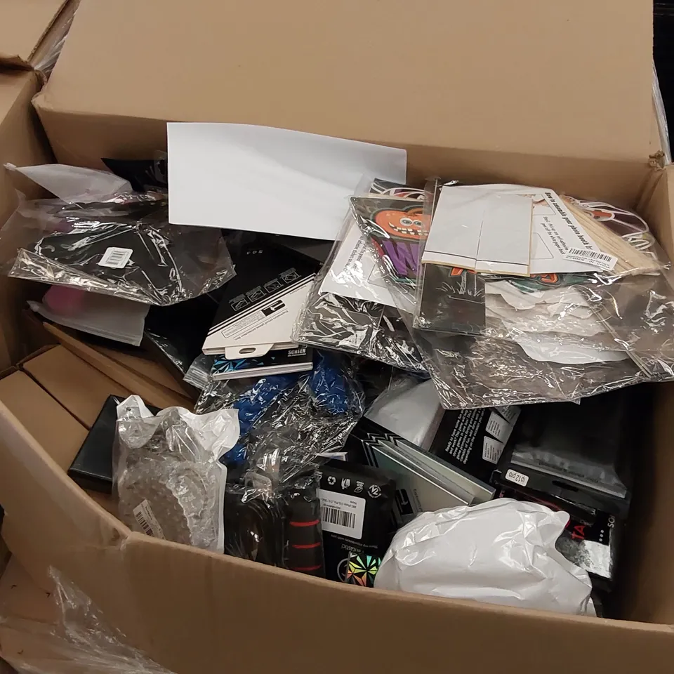 PALLET OF ASSORTED ITEMS INCLUDING: TAMBOURINES, SKIPPING ROPE, GLASS PHONE SCREEN PROTECTOR, PHONE CASE, ROMANTIC CARD GAME, TWEEZERS,DOG TOY, ARTIFICIAL GRASS MAT, HALLOWEEN PHOTO BOOTH FRAME