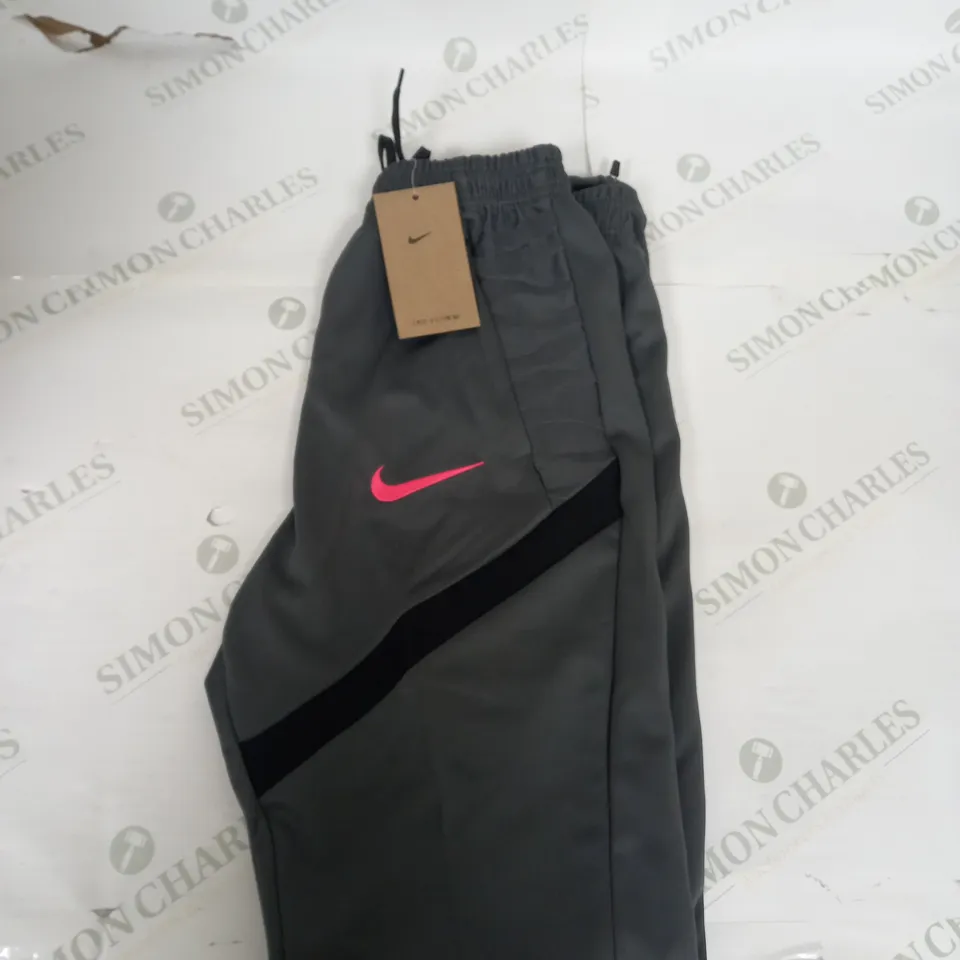 NIKE PSG FC TRAINING TROUSERS SIZE M