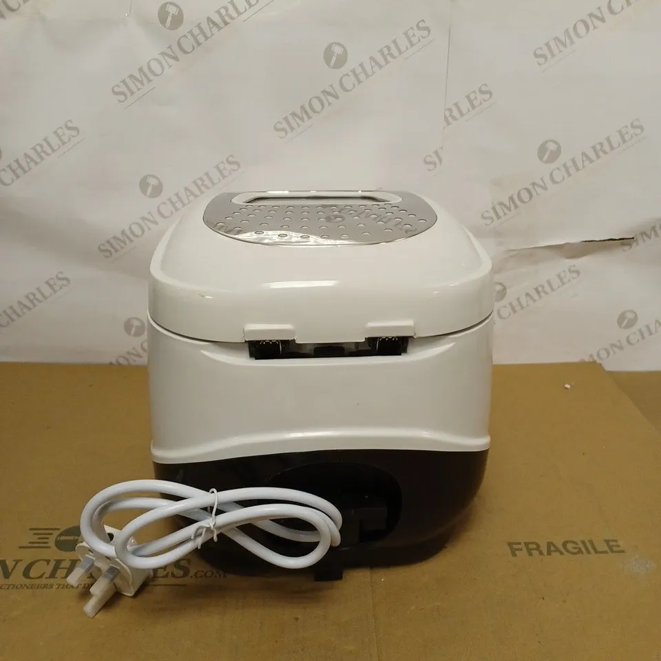 BREVILLE EASY CLEAN DIGITAL FRYER 