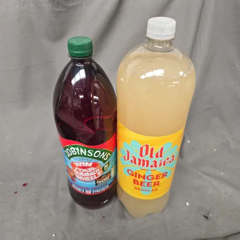 APPROXIMATELY 4 ASSORTED DRINKS TO INCLUDE OLD JAMAICA GINGER BEER & ROBINSONS SUMMER FRUIT, ETC - COLLECTION ONLY