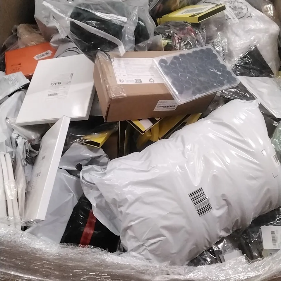 PALLET TO CONTAIN A LARGE QUANTITY OF; WOMEN'S FASHION, PHONE CASES, HOME DECOR, HOME GOOD ETC